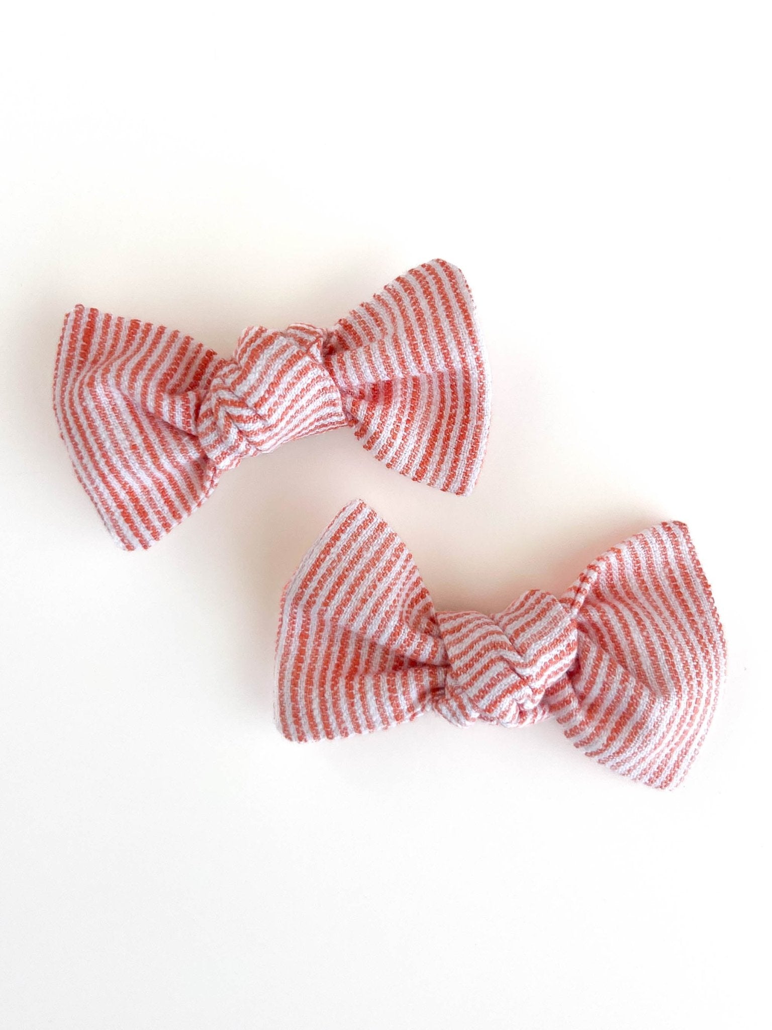 Duplinha Lili Linhas Laranja - Yoyo Bow Club