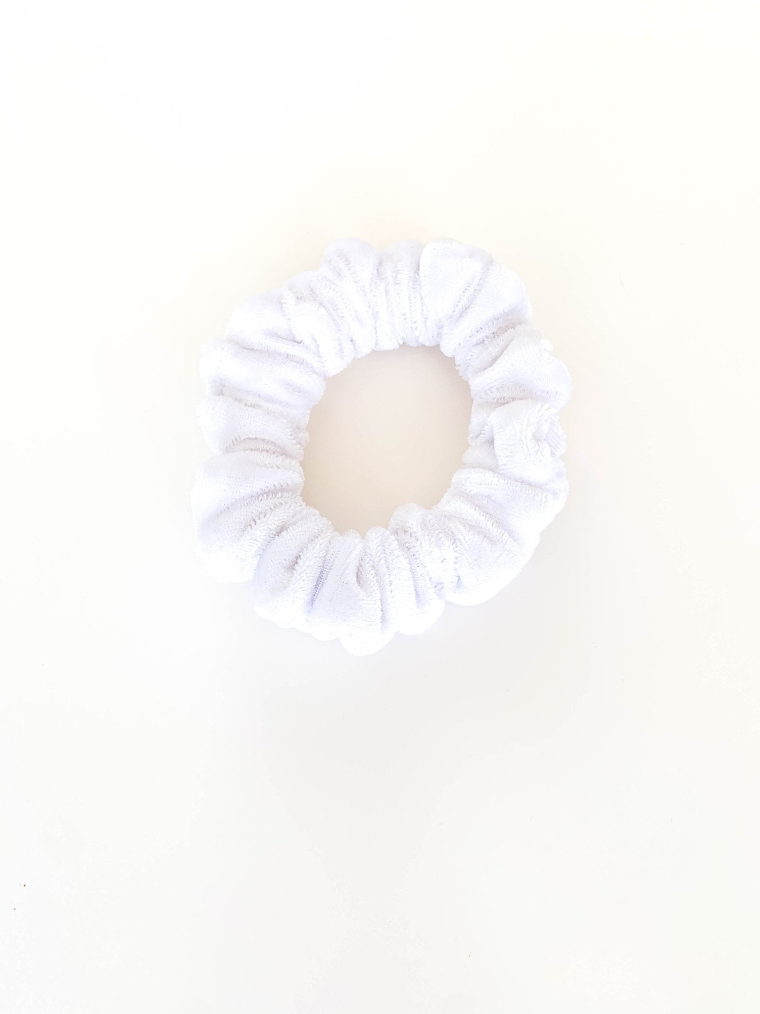 Scrunchie Slim Veludo - Yoyo Bow Club